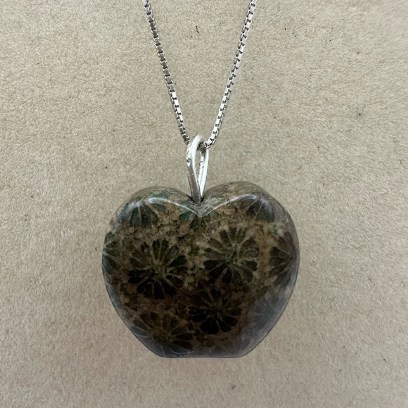 Green Coral Fossil Apple Shaped Pendant Necklace - Picture 1 of 15